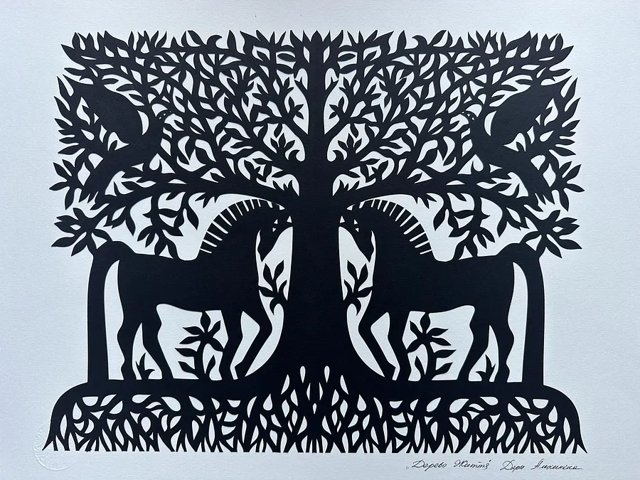 Imagen de Árbol de la Vida con saltamontes de Daria Alioshkina, medio Papel, parte de la serie Дерево Життя
