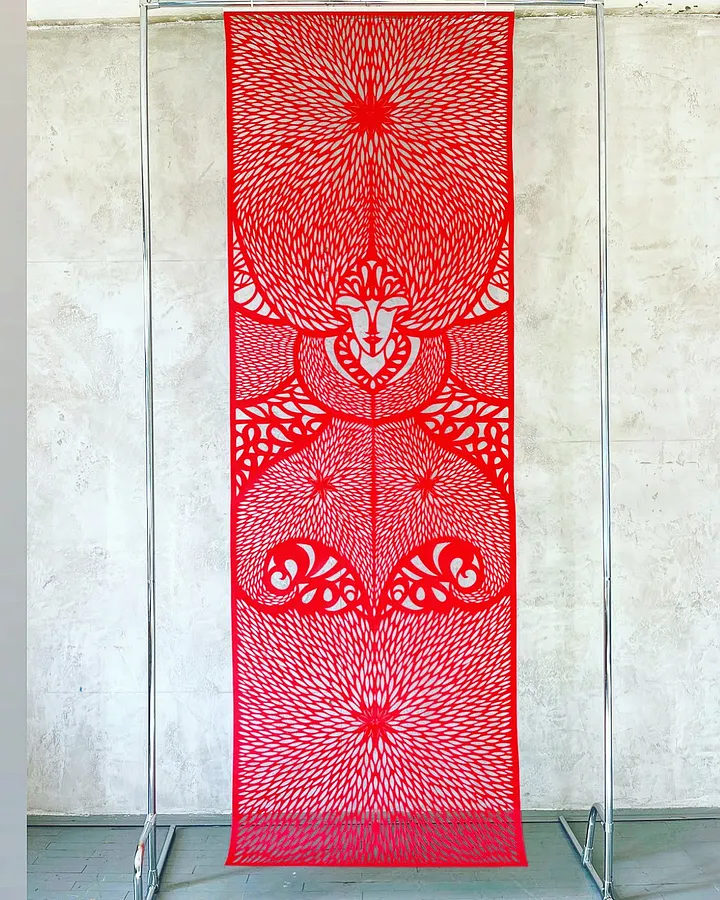 Imagen de Мак de Daria Alioshkina, tamaño: 100*300, medio Papel, parte de la serie Витинанки великого формату
