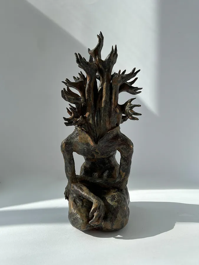 Imagen de Hand-headed de VITALIY KRASUTSKIY, hecho de Chamotte clay, glazes, medio Escultura, parte de la serie Series 1