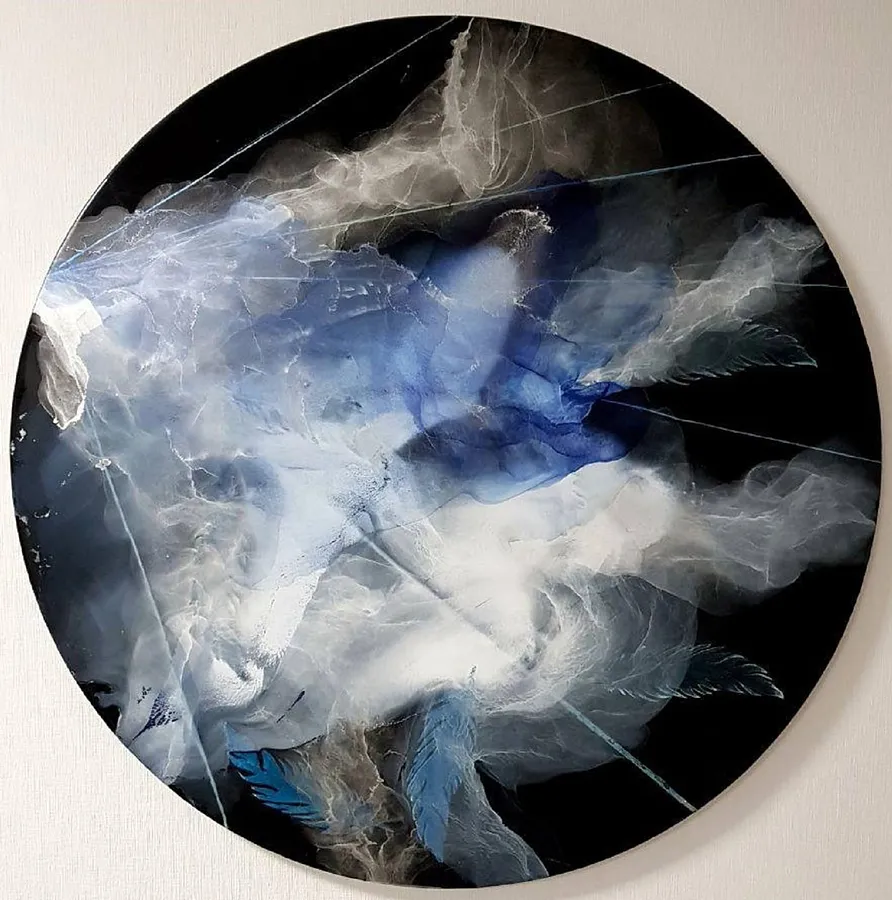Immagine di Weightlessness di Natalia Byrdina, dimensioni: 100 × 100 cm, medium: Works, prezzo: $1285