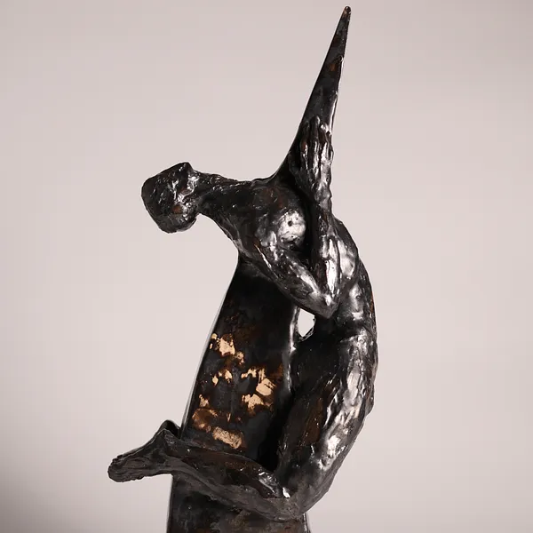 Image de Шпиль par VITALIY KRASUTSKIY, taille : H=45 cm, médium Sculpture, faisant partie de la série Series 1, au prix de €500