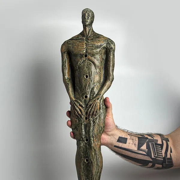Imagen de Cuerpo de VITALIY KRASUTSKIY, hecho de Arcilla chamota, esmaltes, medio Escultura, parte de la serie Series 1, con un precio de €600