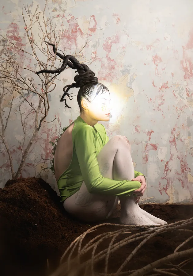 Image of The Body in Flux, V by Polina Rais, Staged photography medium, part of the The Body in Flux series