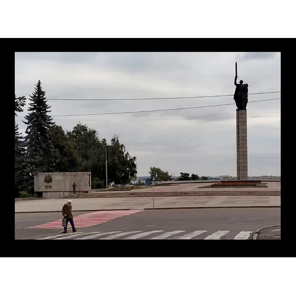 Imagen de "Небезпечний перехід" de Тетяна Кононенко (Танта), tamaño: 50х70 см, hecho de полотно, лак, друк, відбиток 1/20, medio Фото, de Суми, parte de la serie (Не)видиме місто, con un precio de $60