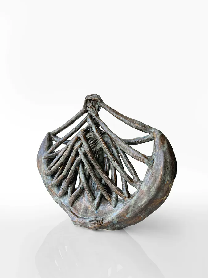 Imagen de Pressure de VITALIY KRASUTSKIY, hecho de Chamotte clay, ceramic glazes, medio Escultura, de Lviv, parte de la serie Series 1