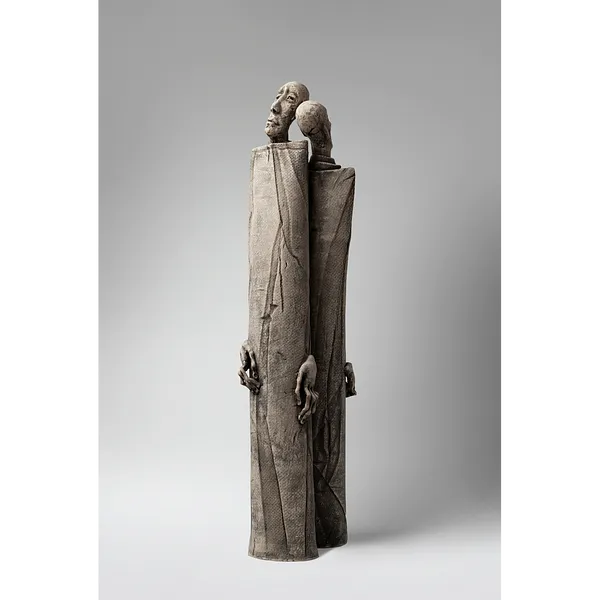 Imagen de One on one de Liudmyla Davydenko, tamaño: 54x14x11, hecho de chamotte, glaze, medio Escultura, parte de la serie Holova/Head, con un precio de €800