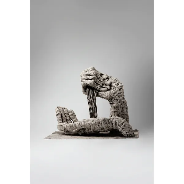 Imagen de The passage of time de Liudmyla Davydenko, tamaño: 24x29x20, hecho de chamotte, glaze, medio Escultura, parte de la serie Holova/Head, con un precio de €700