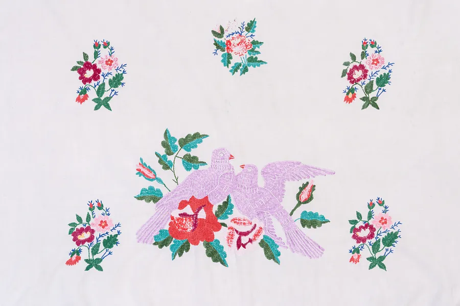Image of Весільний вишитий рушник, Вінничина by Ія Степанюк.        Приватна Збірка, made of полотно, нитки, Текстиль medium