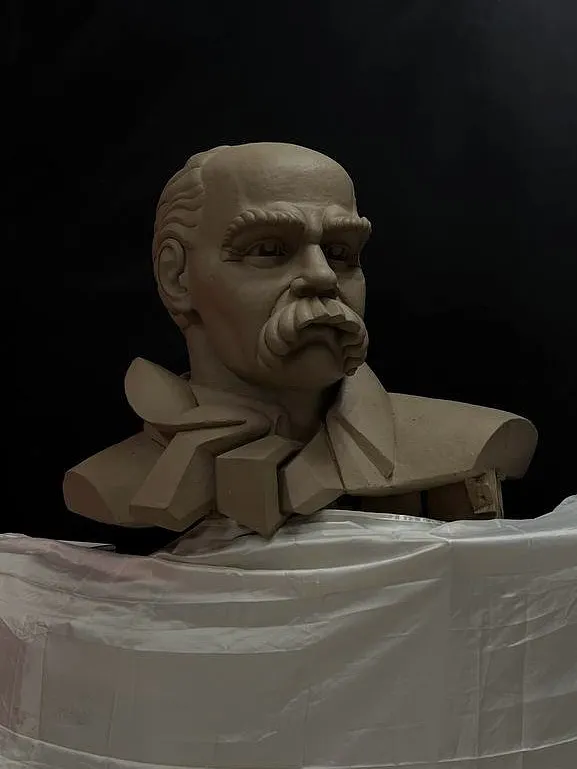 Image of Тарас Шевченко by Дмитро Войтович, size: 100х80, made of Глина, Скульптура medium, part of the Пам'ятник series