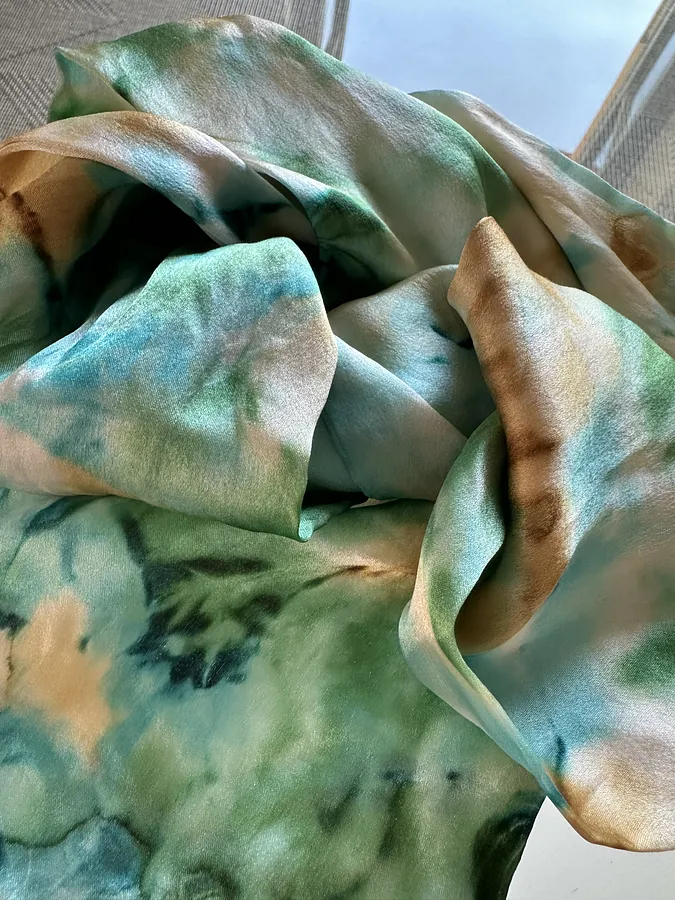 Зображення "Scarf *silk 100%" від Mari Frolova, розмір: 16 cm*45 cm, матеріали: Silk 100% natural, медіум: Живопис, місто: France , ціна: €60
