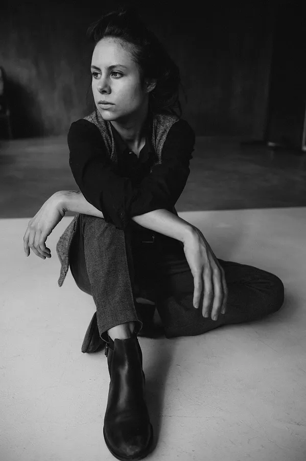 Ritratto dell'artista Дарʼя Бутряшкіна, che lavora nello stile Художниця (Lviv, Ucraina)