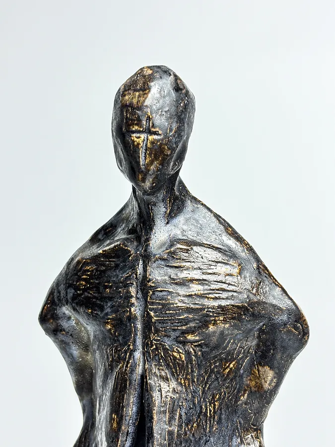Imagen de Espíritu de VITALIY KRASUTSKIY, hecho de Arcilla chamota, esmaltes, medio Escultura, de Lviv, parte de la serie Series 1