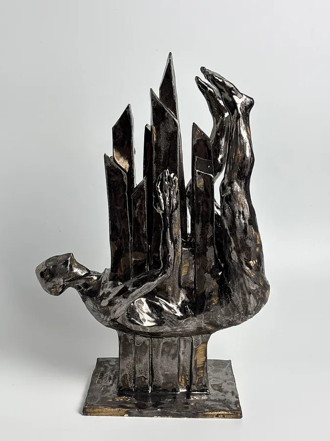Imagen de Decline de VITALIY KRASUTSKIY, hecho de Chamotte clay, glazes, medio Escultura, de Lviv, parte de la serie Series 1, con un precio de €1200 (≈ 61,837 грн)