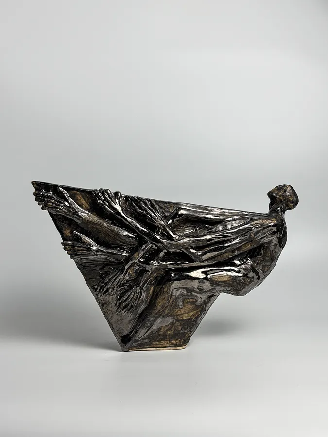 Imagen de My stairs de VITALIY KRASUTSKIY, hecho de Chamotte clay, glazes, medio Escultura, de Lviv, parte de la serie Series 1, con un precio de €2000 (≈ 103,541 грн)
