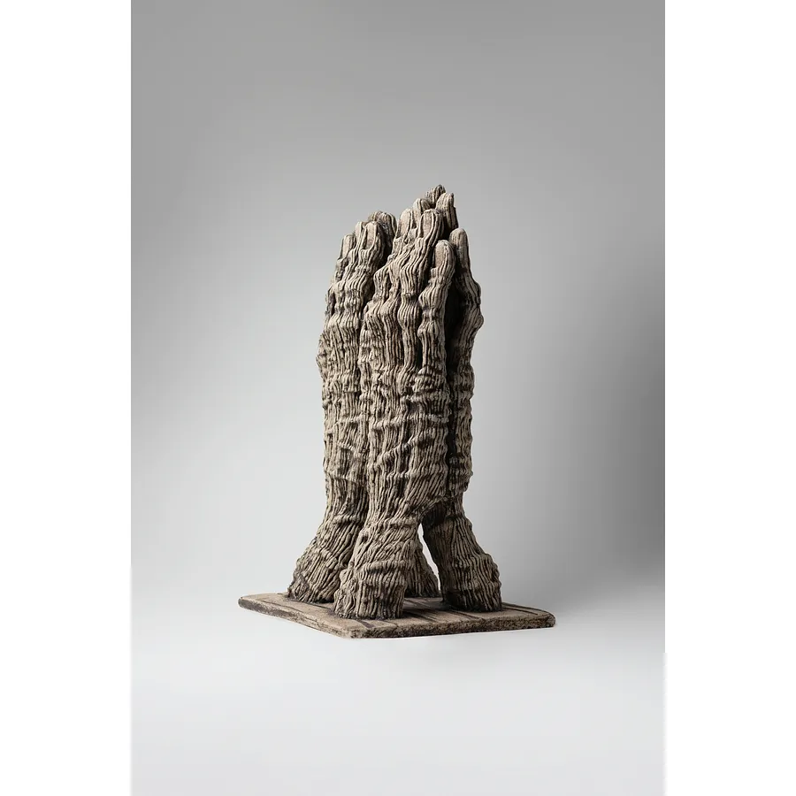 Imagen de Reunification de Liudmyla Davydenko, tamaño: 37х23,5х18,5, hecho de chamotte, glaze, medio Escultura, parte de la serie Holova/Head, con un precio de €700